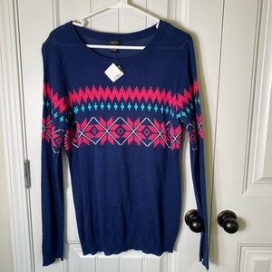 Beautiful Long Sleeve Pullover Sweater. Size XL new with tags